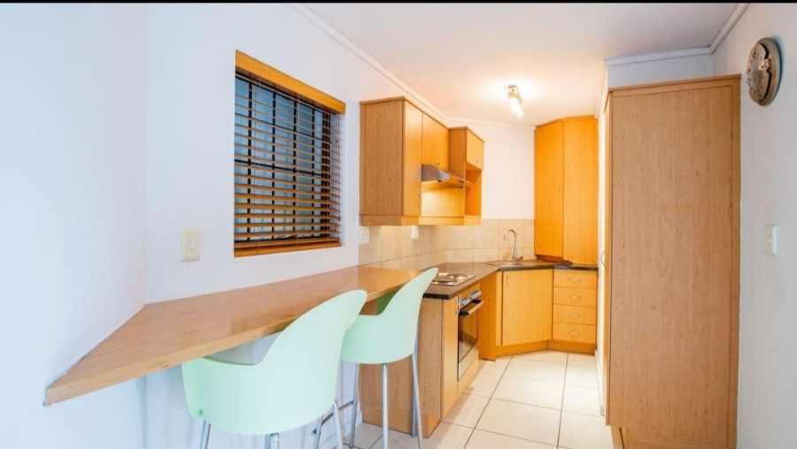 To Let 1 Bedroom Property for Rent in Wynberg Upper Western Cape